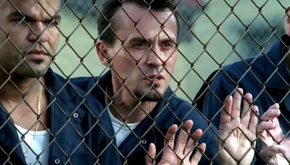 Кадры из сериала Побег из тюрьмы (2005)