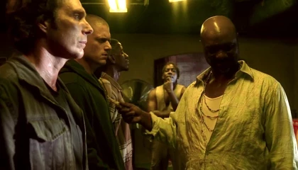 Кадры из сериала Побег из тюрьмы (2005)
