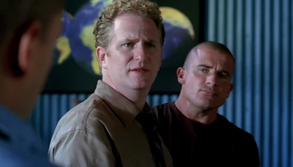 Кадры из сериала Побег из тюрьмы (2005)